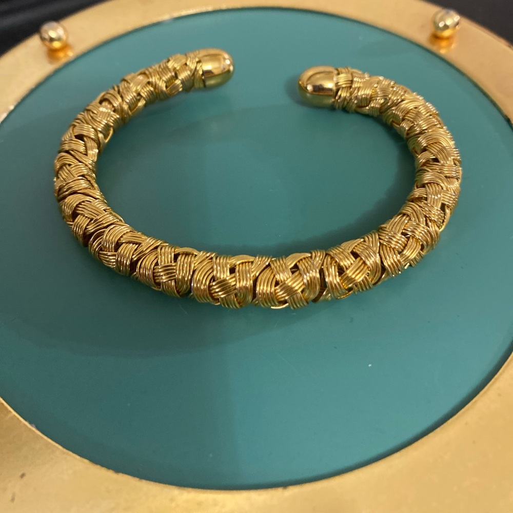 Elegant Gold Braided twisted Cuff Bracelet - Picture 3 of 5